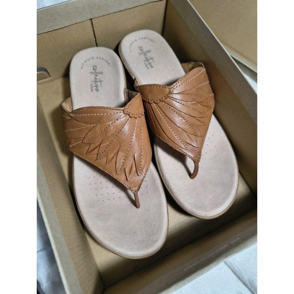 New CLARKS COLLECTION 9.5M Phebe Pearl Tan Leather Thong Slip On Sandals 41239